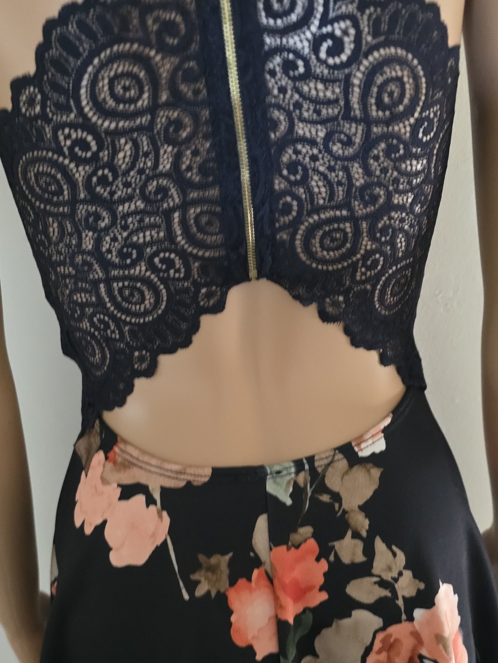 Windsor Black and Pink Floral Midi Dress Size Small - Picture 5 of 10